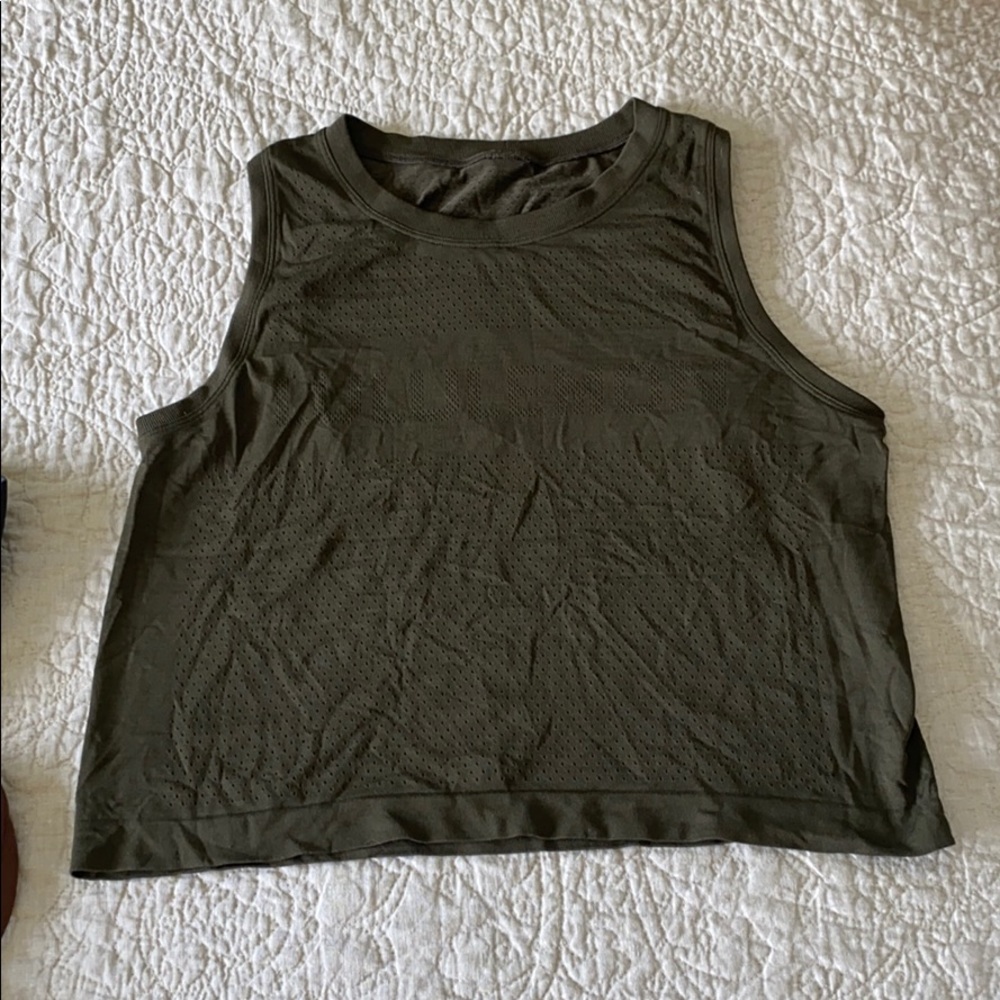 Lululemon Cropped Breeze By tank